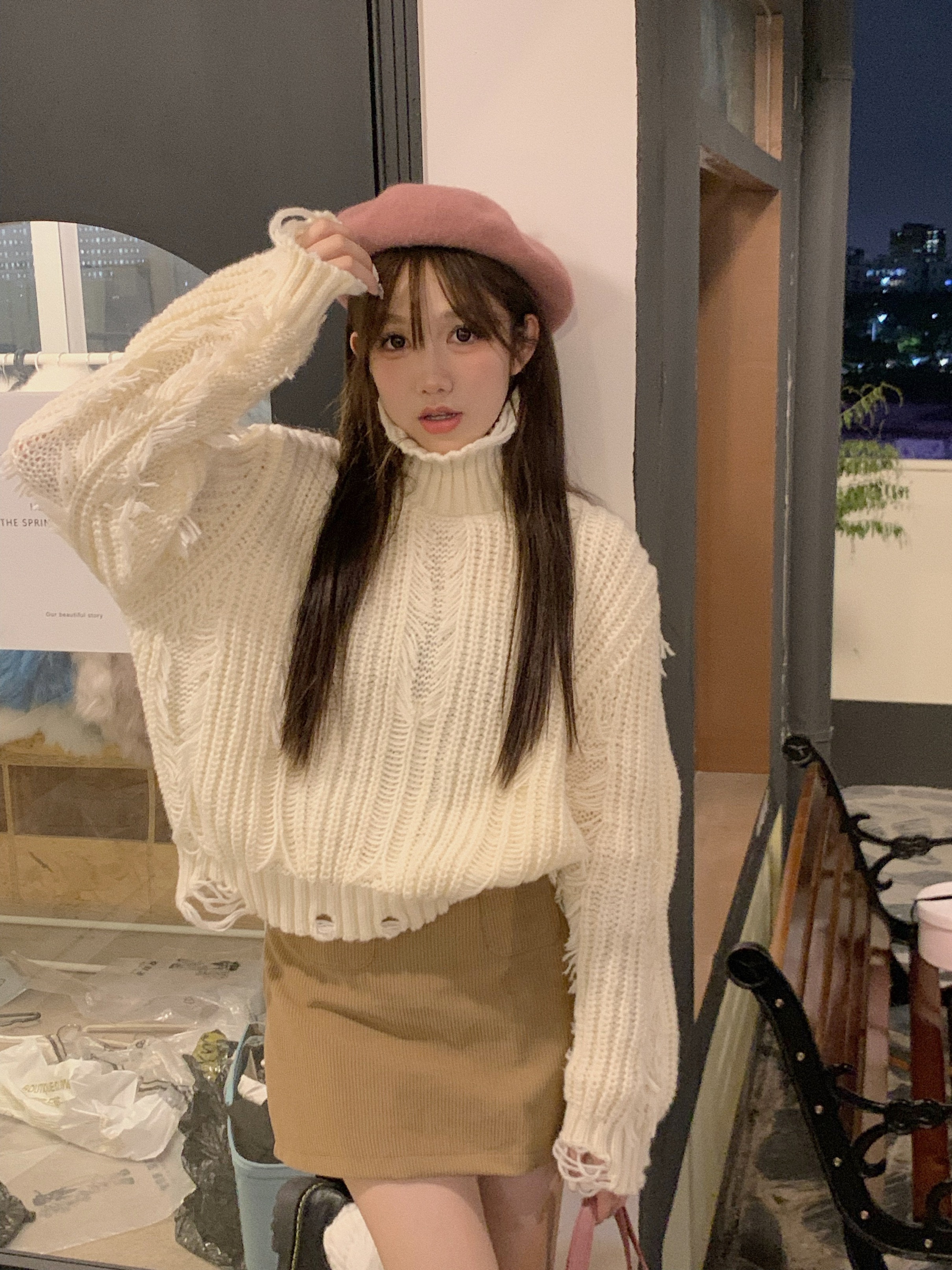 Real shot of new autumn and winter tassel hole design turtleneck sweater for women thickened warm knitted sweater top