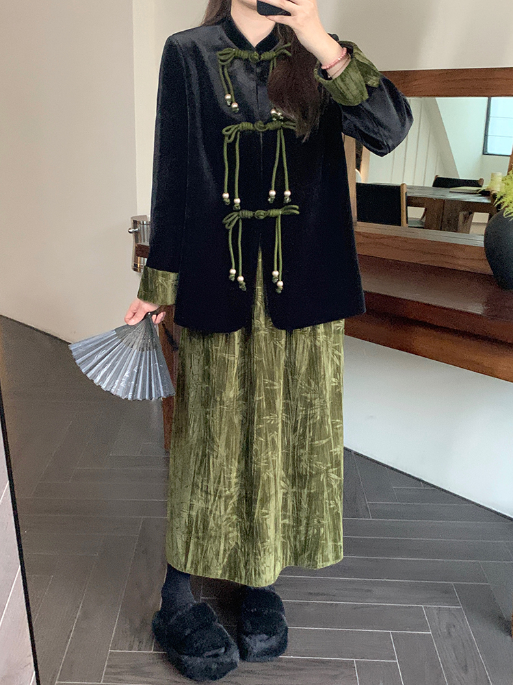 Actual shot of new Chinese style fashionable design jacket top + high waist skirt suit