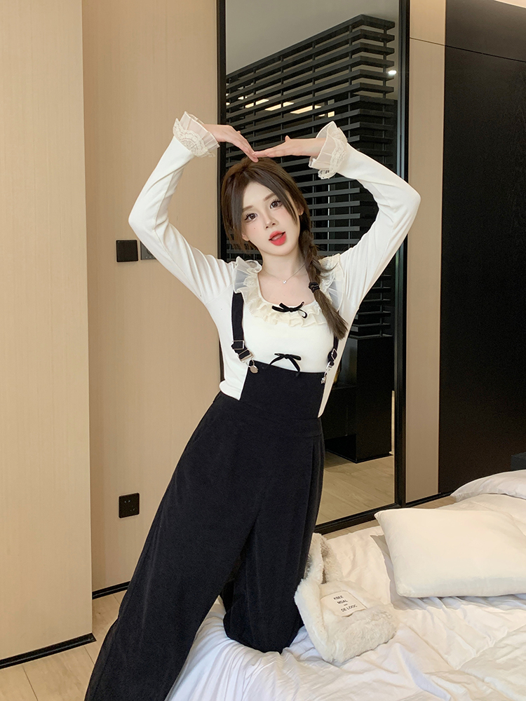 Real shot of age-reducing knitted versatile casual bottoming shirt, slimming loose wide-leg pants and overalls two-piece set