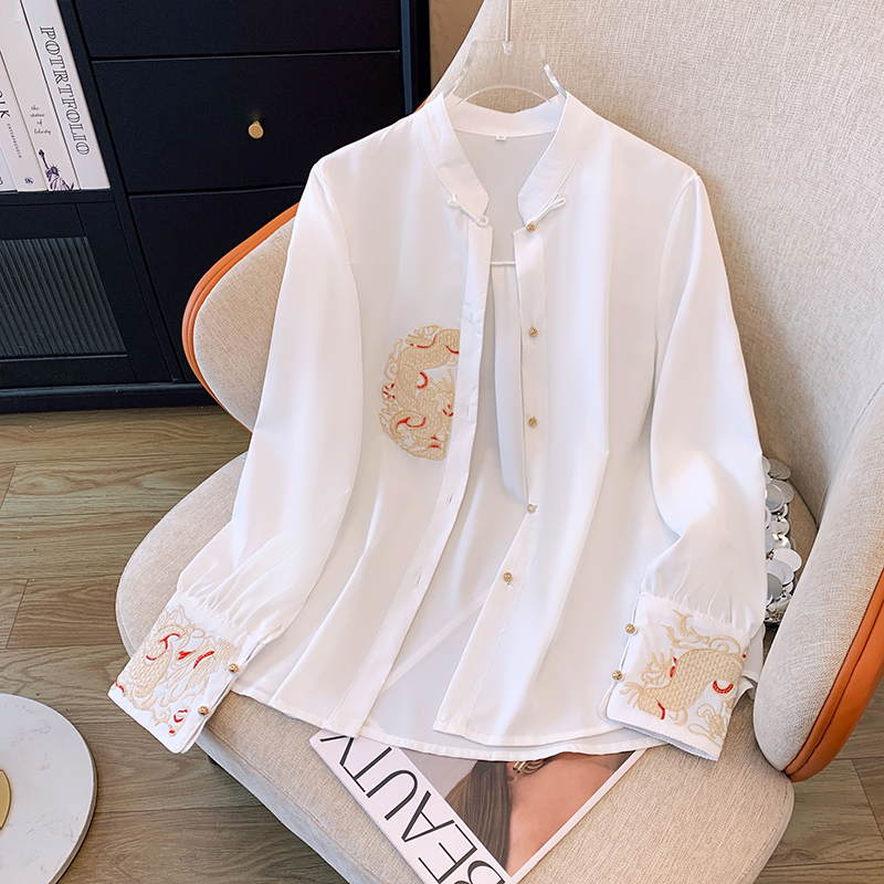 New Chinese style heavy industry embroidered shirt for women 2024 spring western style retro temperament plate button stand collar embroidered shirt
