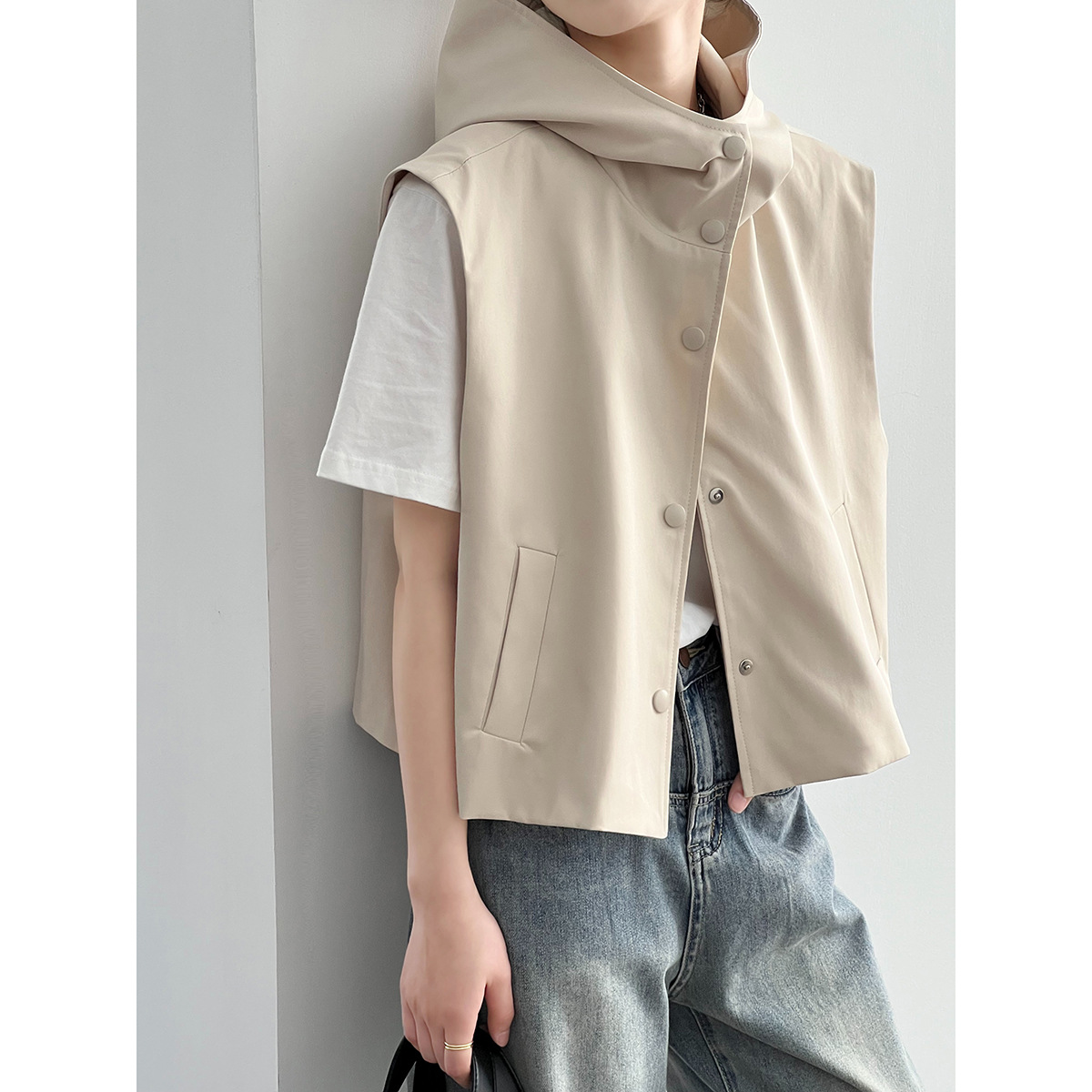 Real shot ~ Casual hooded vest for women 2024 spring new loose sleeveless waistcoat temperament short top