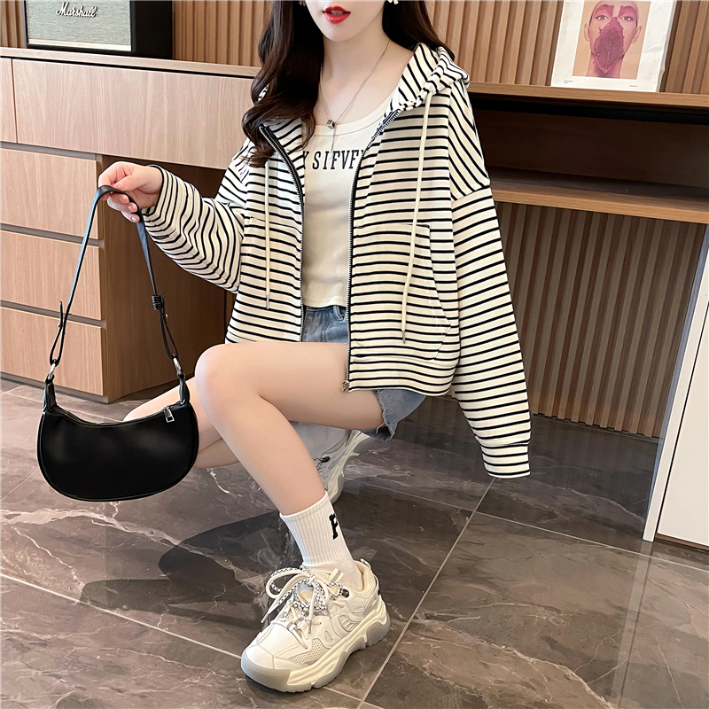 Actual shot-2024 Spring Decorative Fashion Loose Striped Thin Hooded Sweatshirt for Women
