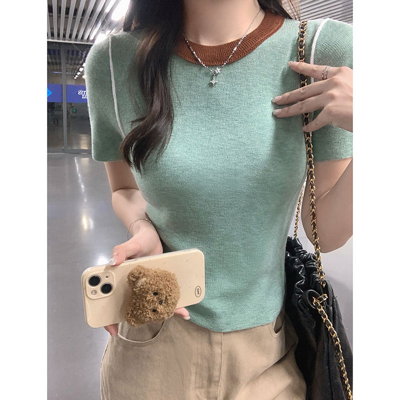 Real shot of spliced ​​round neck sweater short-sleeved women's summer 2024 new contrast color right shoulder chic top