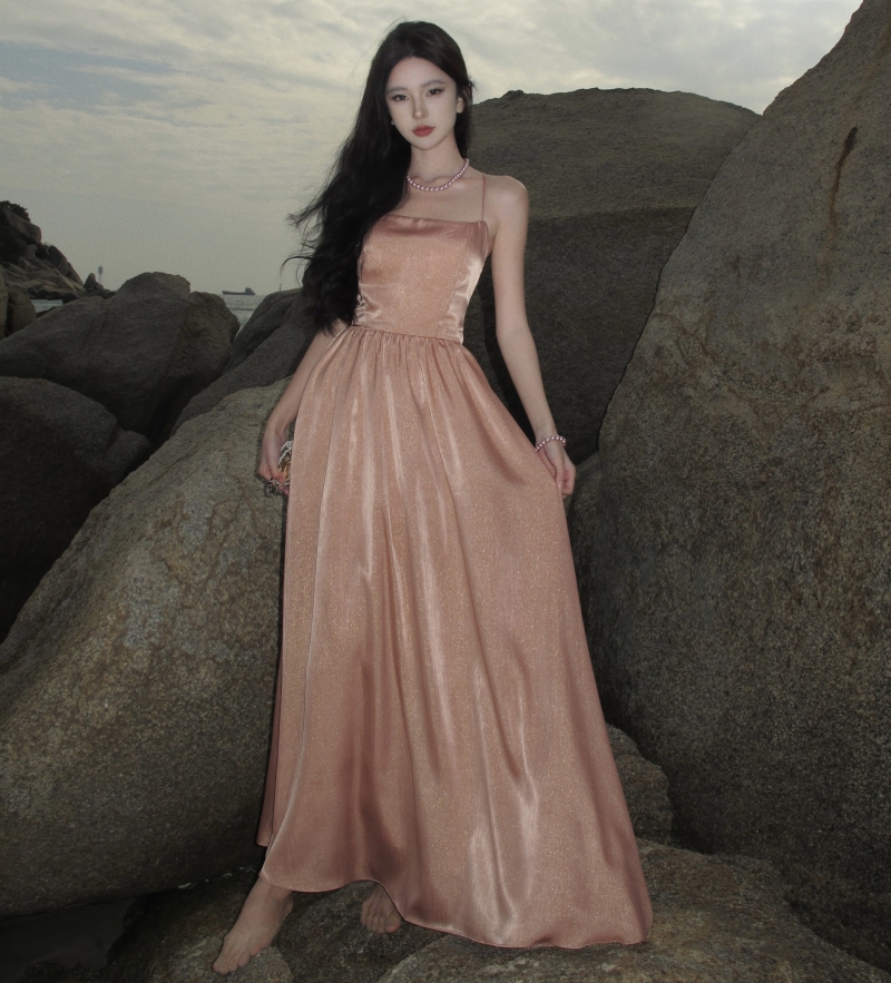 實拍法式吊帶裙海邊度假連衣裙高級感裙子沙灘長裙女