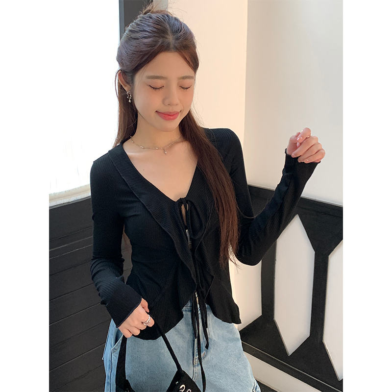 Real shot of fungus-edged long-sleeved T-shirt for women in spring and summer, slim-fitting and pure lust-style lace-up cardigan with design