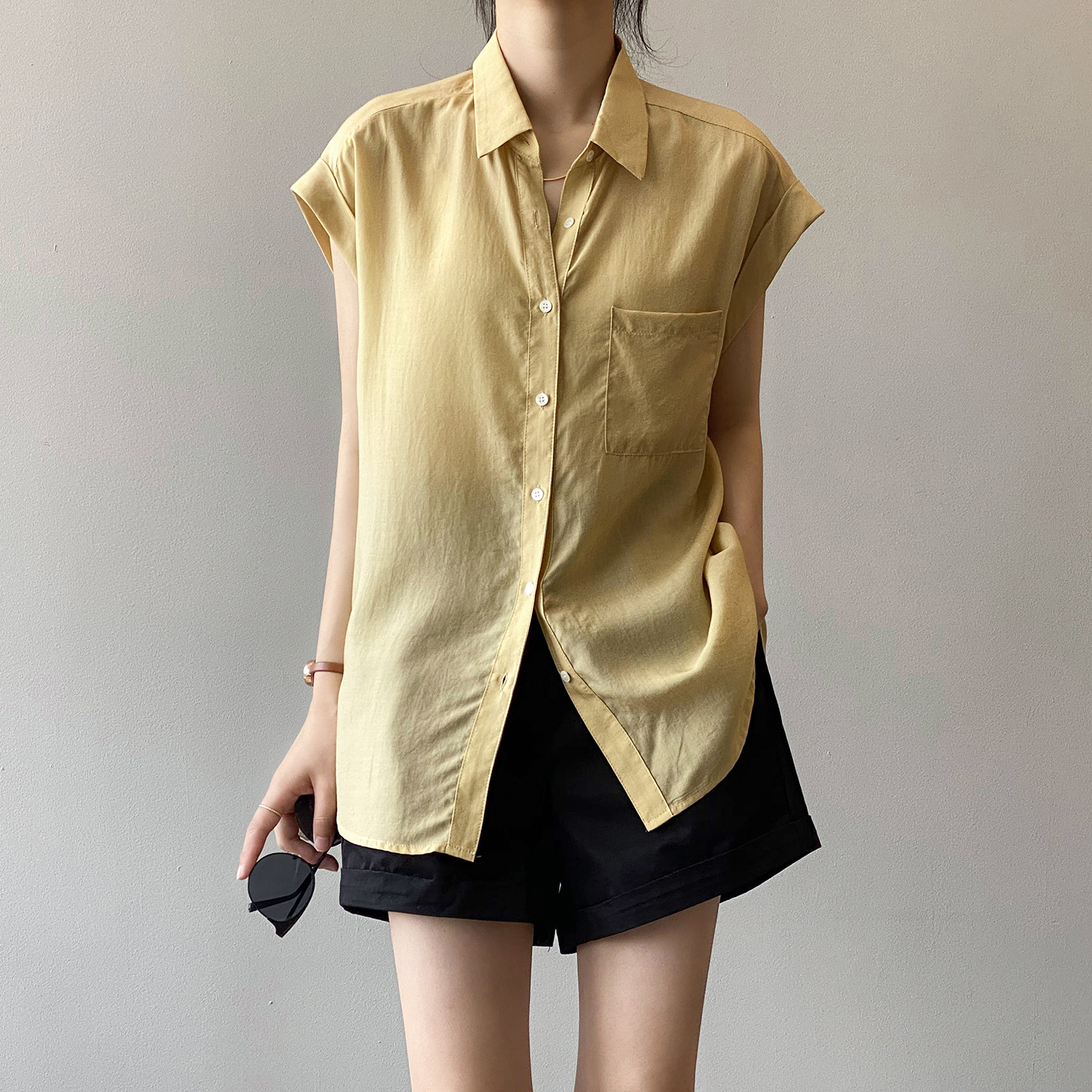 Real shot~Short-sleeved shirt for women 2024 summer new Korean style design top loose sleeveless off-shoulder shirt
