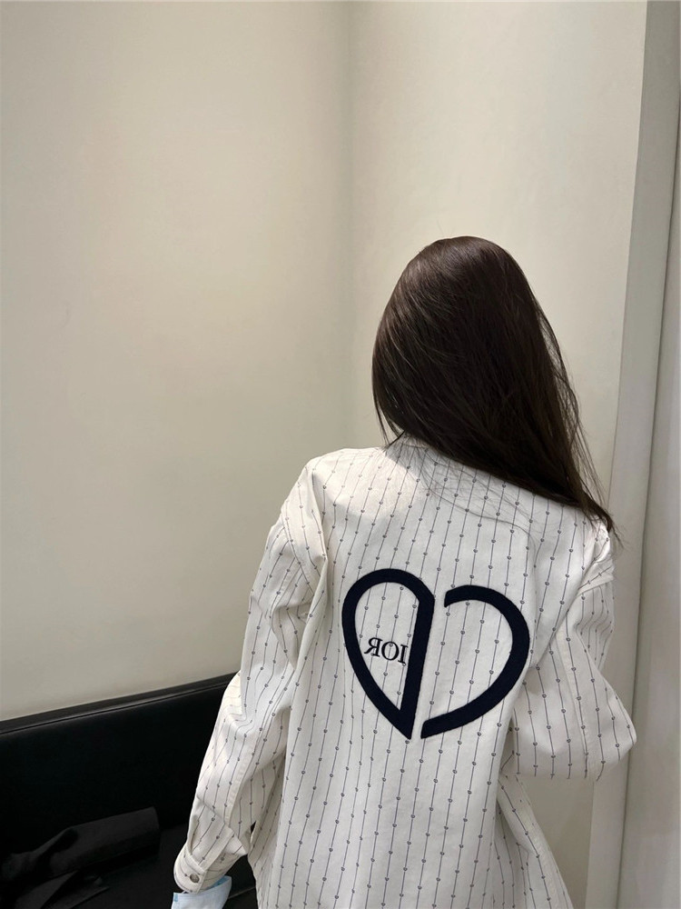 2024 spring new style striped chest, front and back love letter zipper jacket for women, versatile casual long-sleeved jacket