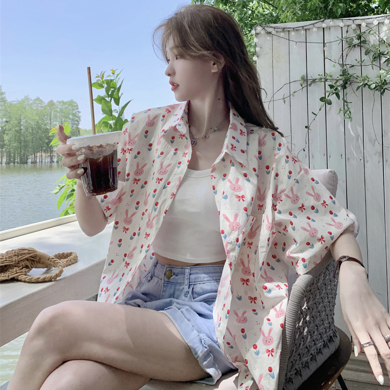 夏季宽松短袖印花衬衫女外穿复古法式甜美日系学生衬衣上衣女洋气