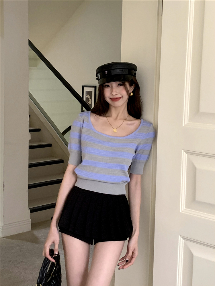 Real shot Spring ~ Striped short-sleeved T-shirt for women, right shoulder, big U-neck, hot girl chic sweet and spicy sweater