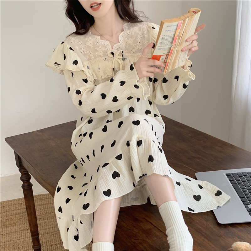 Real shot of sweet palace style soft cotton double yarn love embroidered lace home wear long-sleeved suit pajamas nightgown