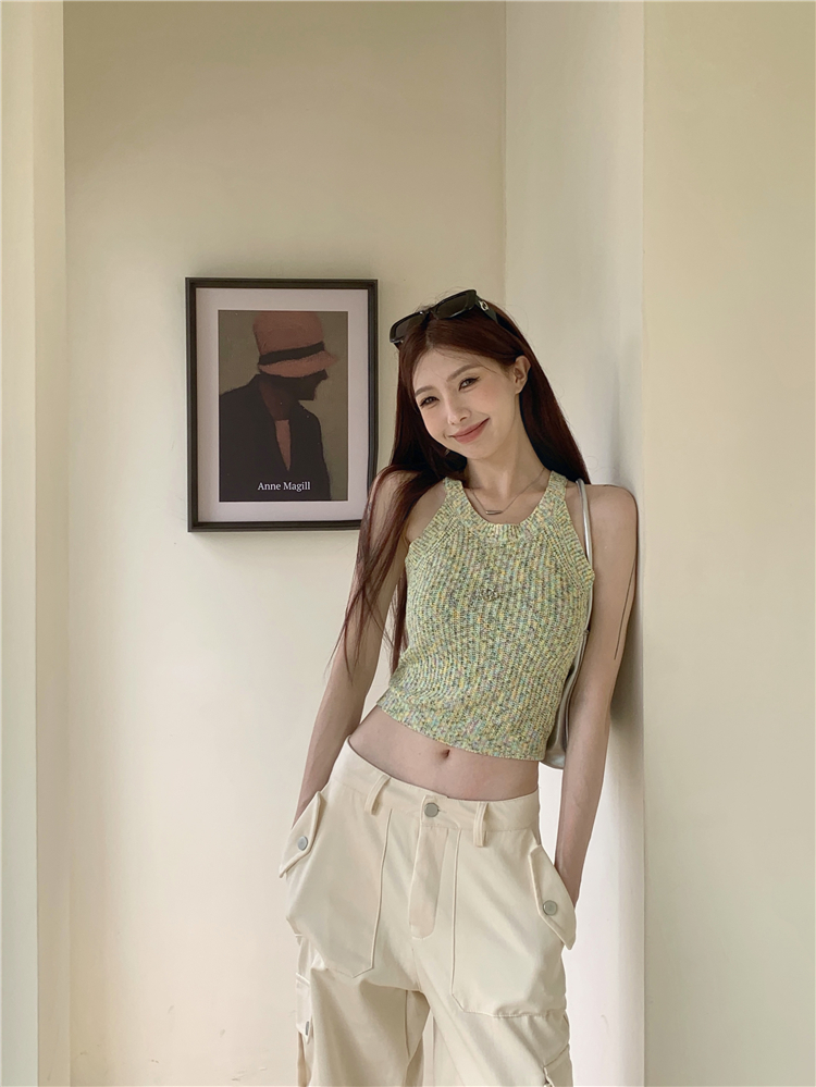 Actual shot Spring new style~Sweet and spicy off-shoulder dopamine short knitted camisole