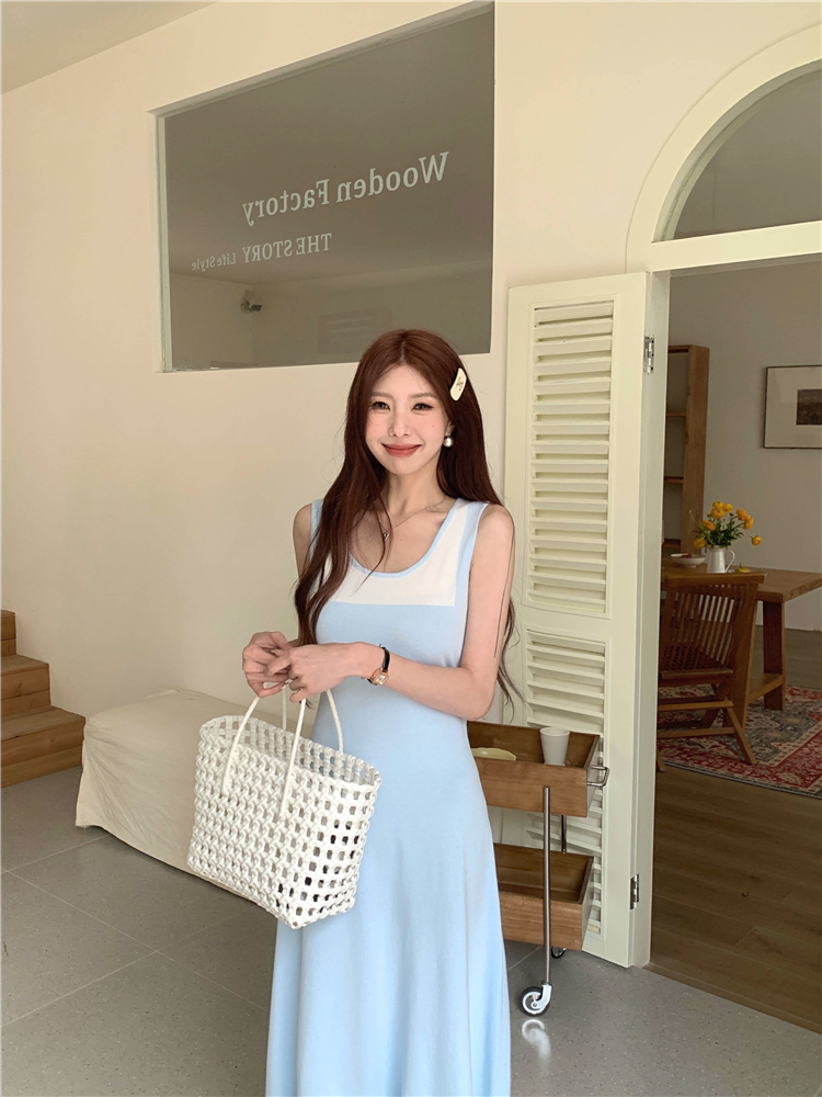 Actual shot of spring new style~Korean version of gentle and fairy-like color matching fake two-piece mid-length tank top dress