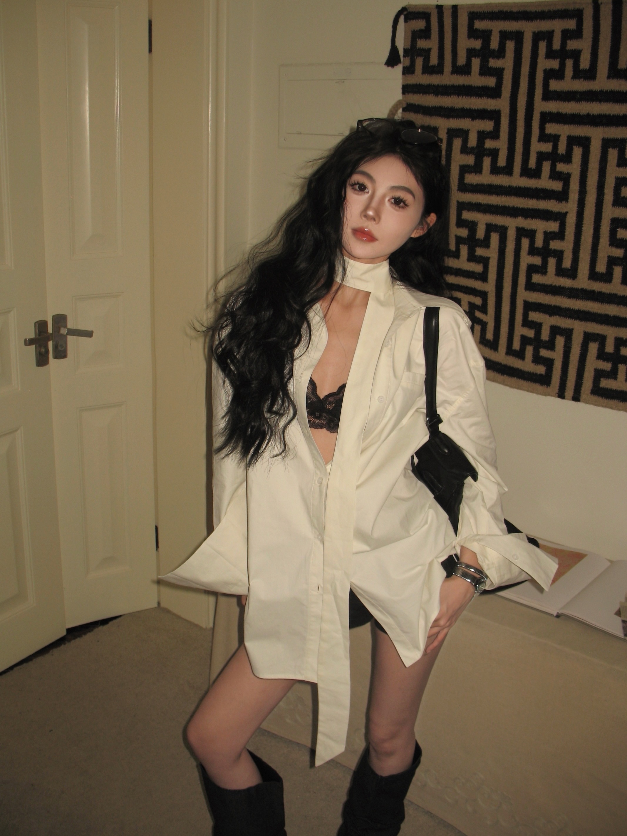 Real shot of new classic fashionable shirt, boyfriend style solid color long-sleeved design loose shirt with tie