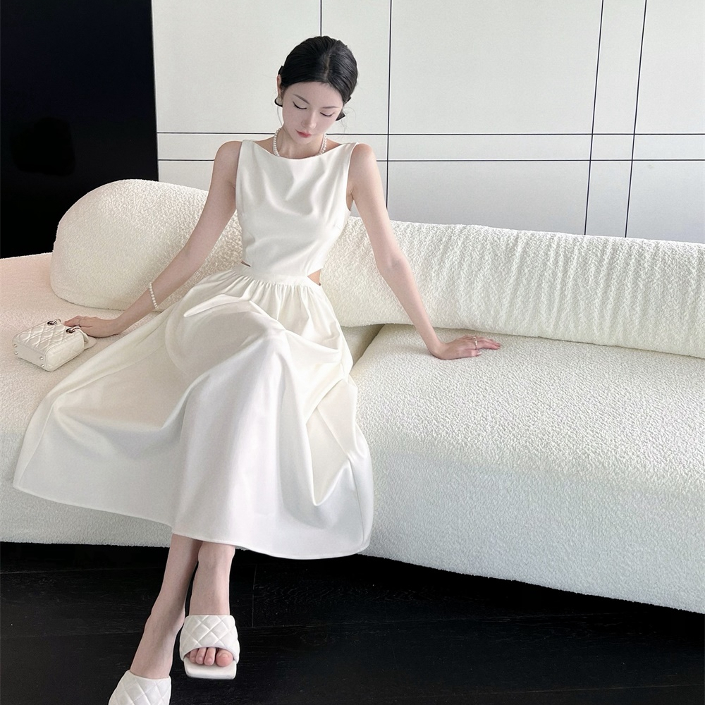 高级感镂空无袖连衣裙女夏季法式赫本风裙子2024新款收腰气质长裙