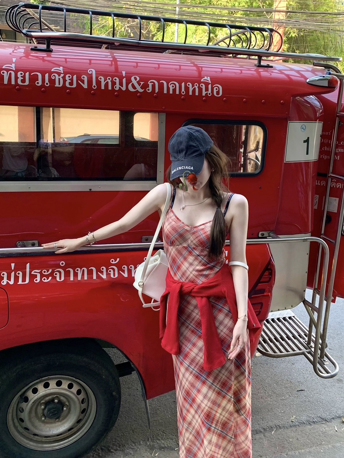 SUNNYDAND Phuket Holiday 45°斜裁拼接吊带连衣裙