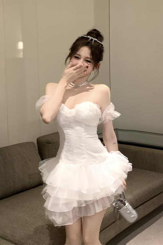 實拍實價 一字領修身顯瘦蛋糕裙短款禮服連衣裙