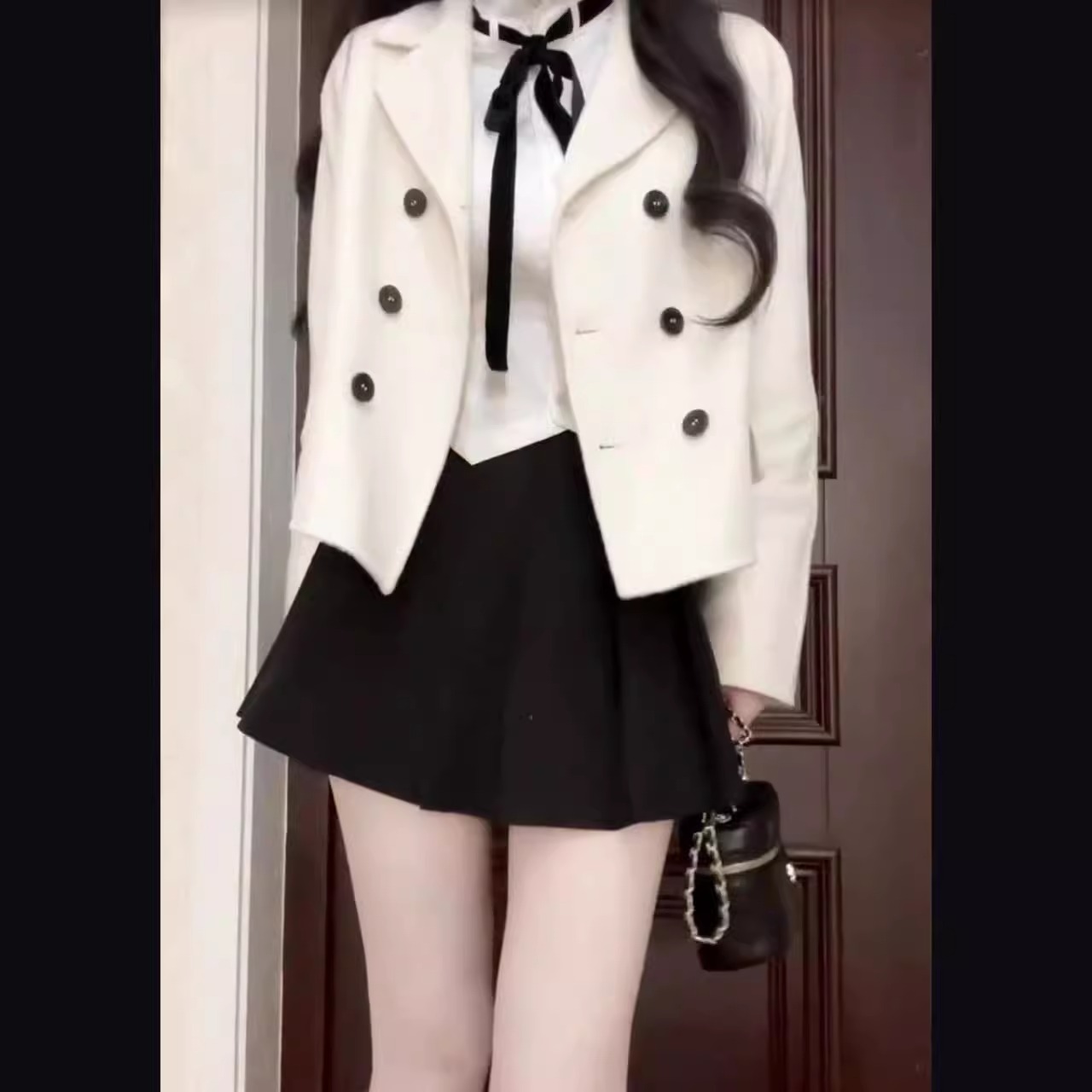 春季温柔系穿搭女2024新款韩版时尚气质法式衬衫外套半身裙三件套