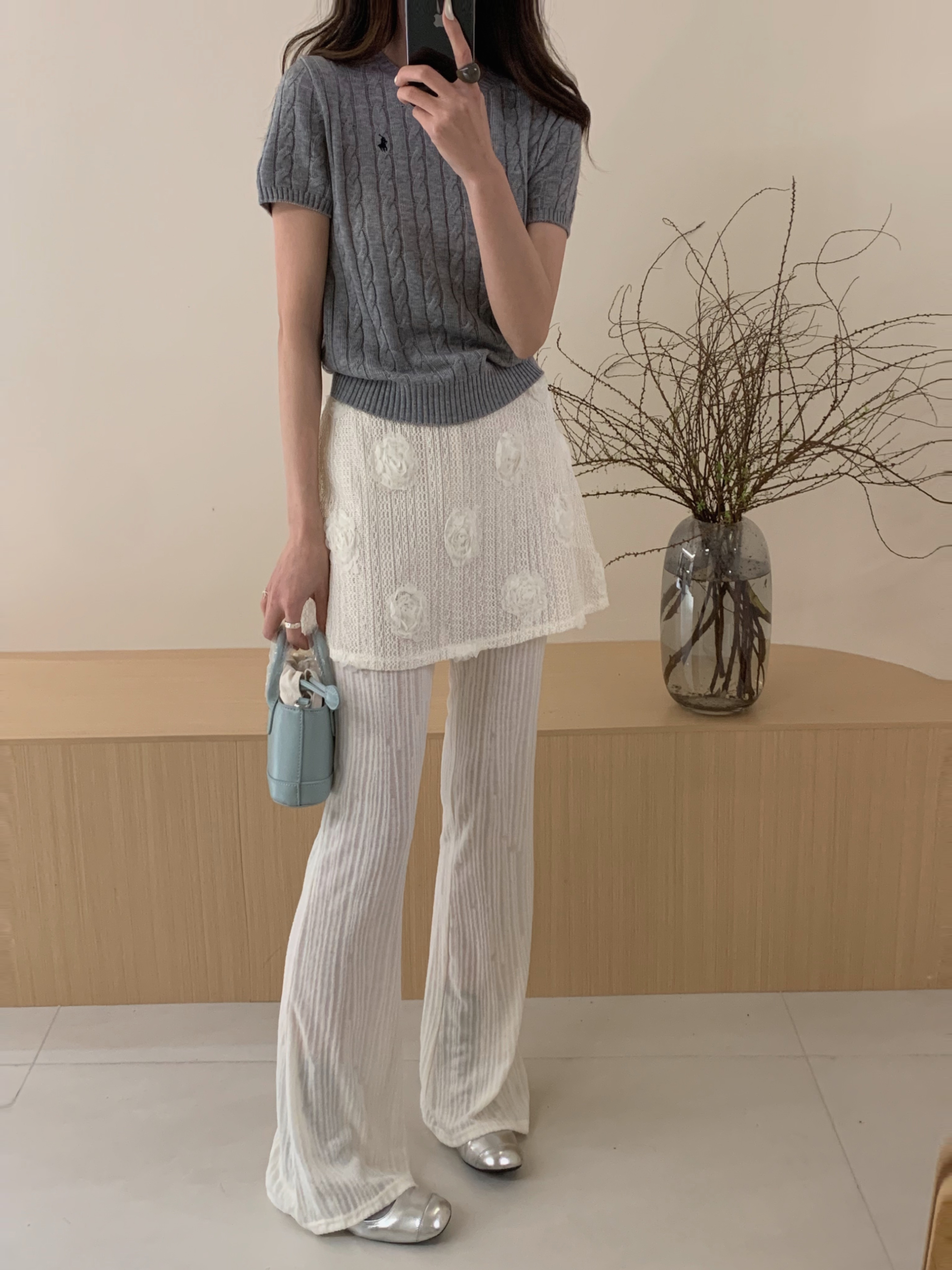 Real shot, niche design, layered three-dimensional flower skirt, lace flared pants, fake two-piece casual pants
