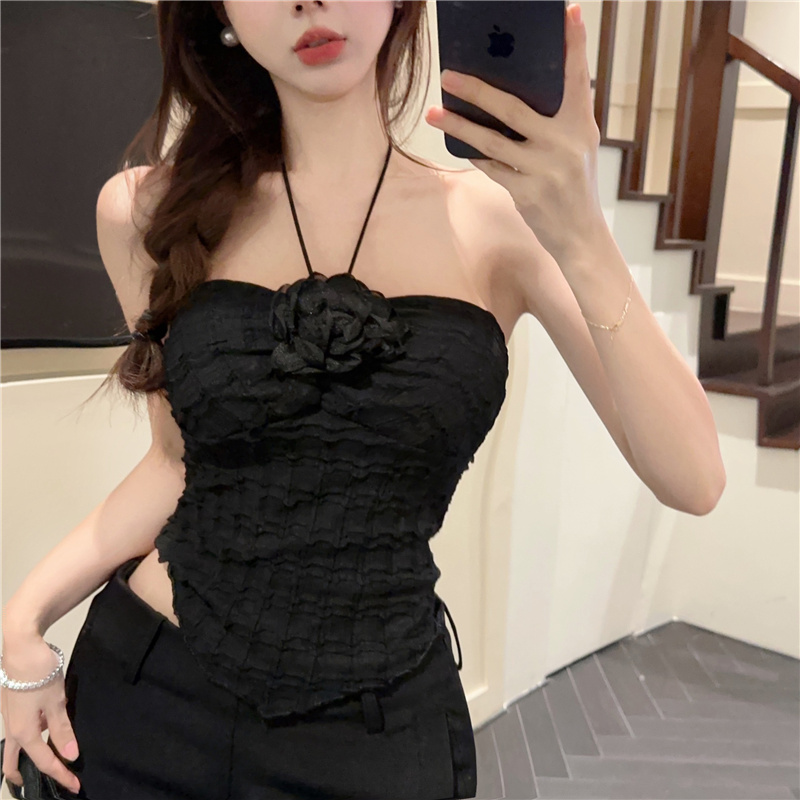 Actual shot~Pure desire halterneck halter top for women, tight-fitting inner wear, sweet and spicy top with irregular flowers