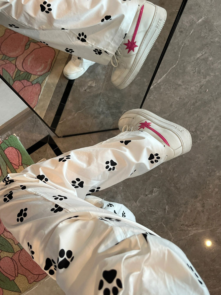American cute dog footprint printed sweatpants straight white simple casual niche wide leg slim long pants for women