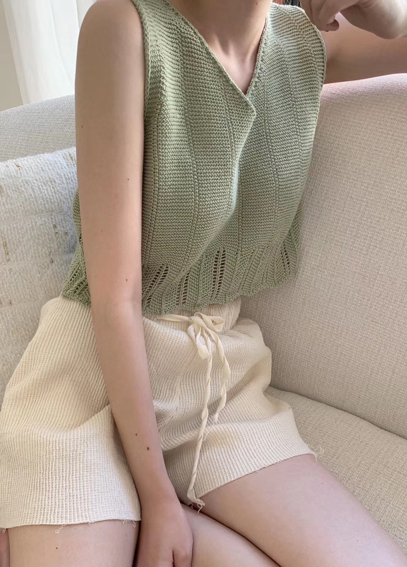 韩版夏季新款宽松显瘦chic无袖V领短款针织背心女薄款上衣潮