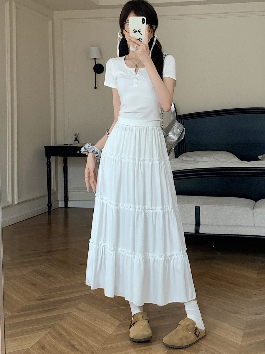 Real shot of white skirt with large swing for women, elastic high waist, covering the span, slimming, mid-length and versatile cake umbrella skirt