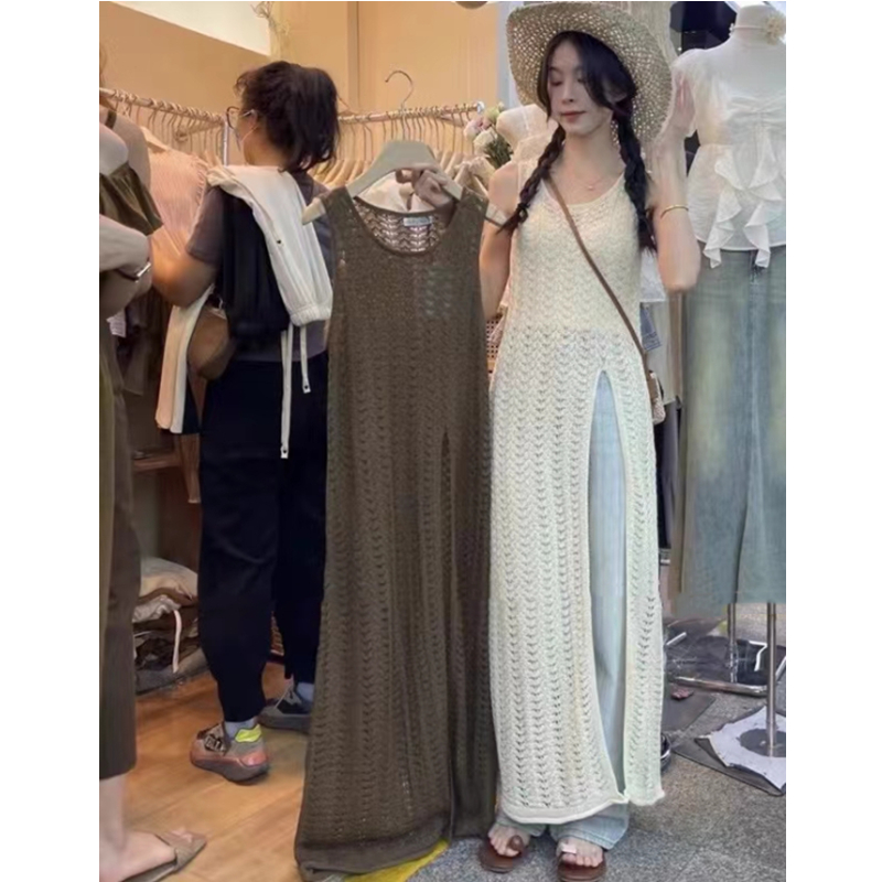 2024年夏季新款韩系通勤复古圆领设计感镂空针织编织连衣裙女装
