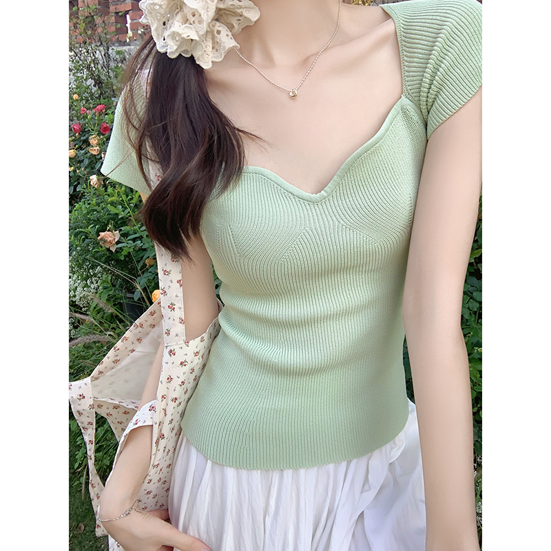 Real shot of French square collar, right shoulder, green short-sleeved knitted T-shirt for women, summer slim-fitting short hot girl top
