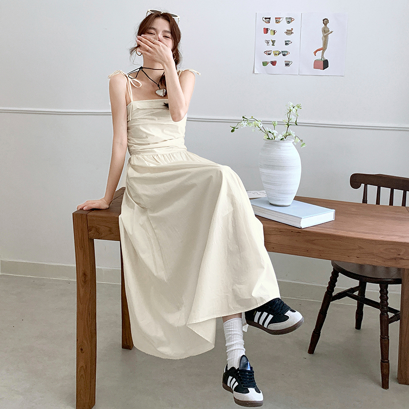 韩国东大门2024春季新款时尚减龄法式气质修身无袖吊带连衣裙女