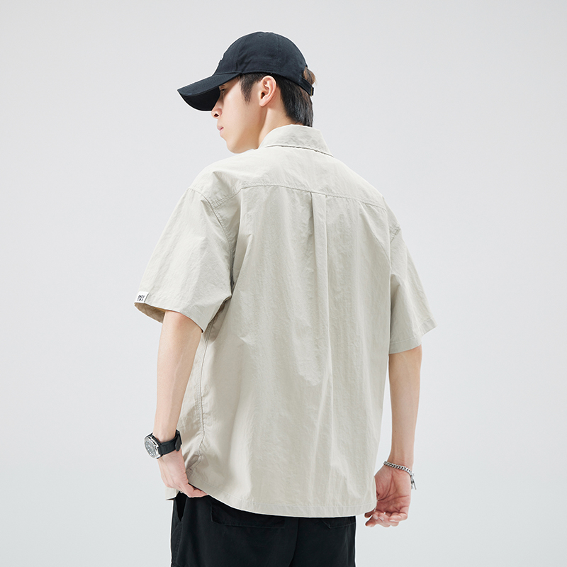 實拍夏季新款冰絲錦綸短袖襯衫男寬松百搭冰感工裝短袖襯衣