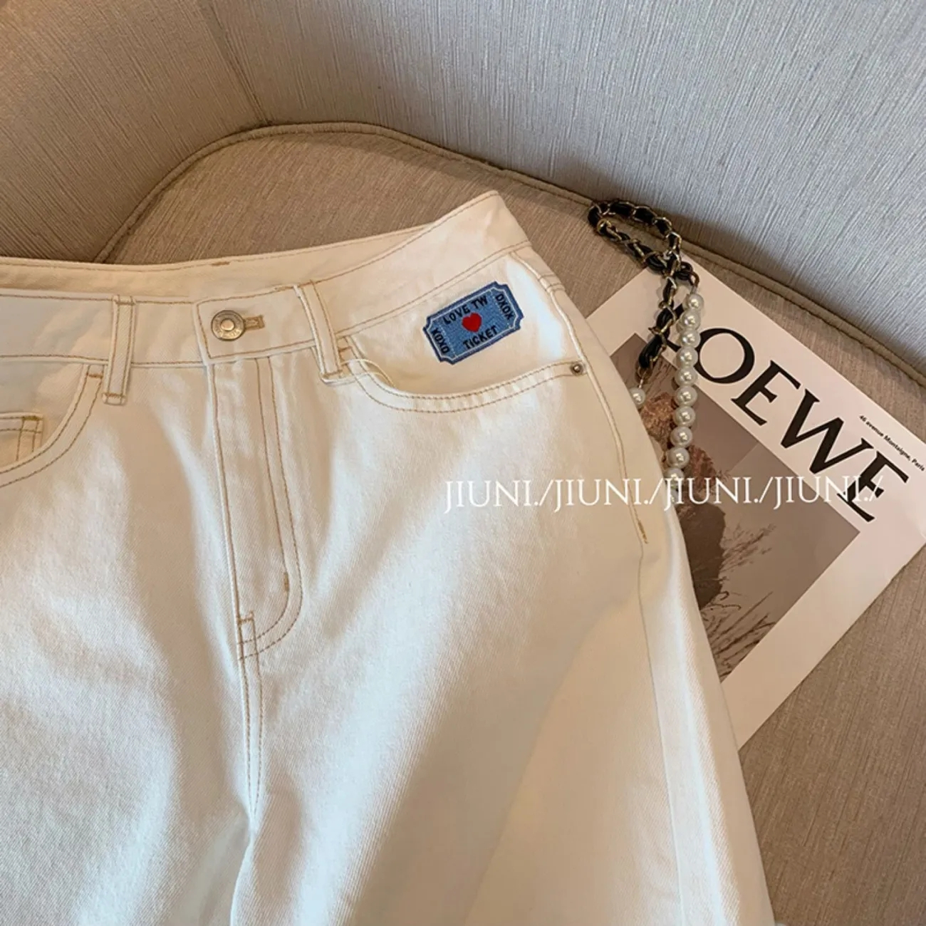 小熊刺绣米白色休闲牛仔短裤女2024夏季新款设计感时髦显瘦直筒裤