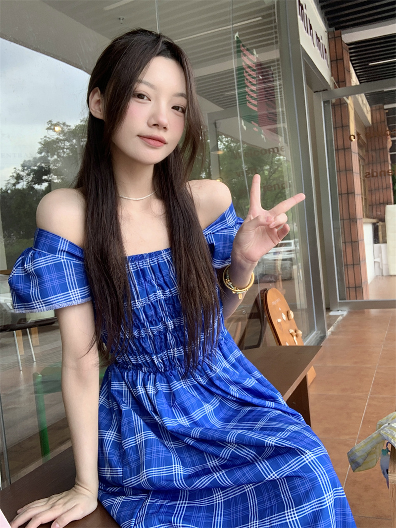 Real shot~French retro sweet little pleated waist blue plaid small flying sleeve dress