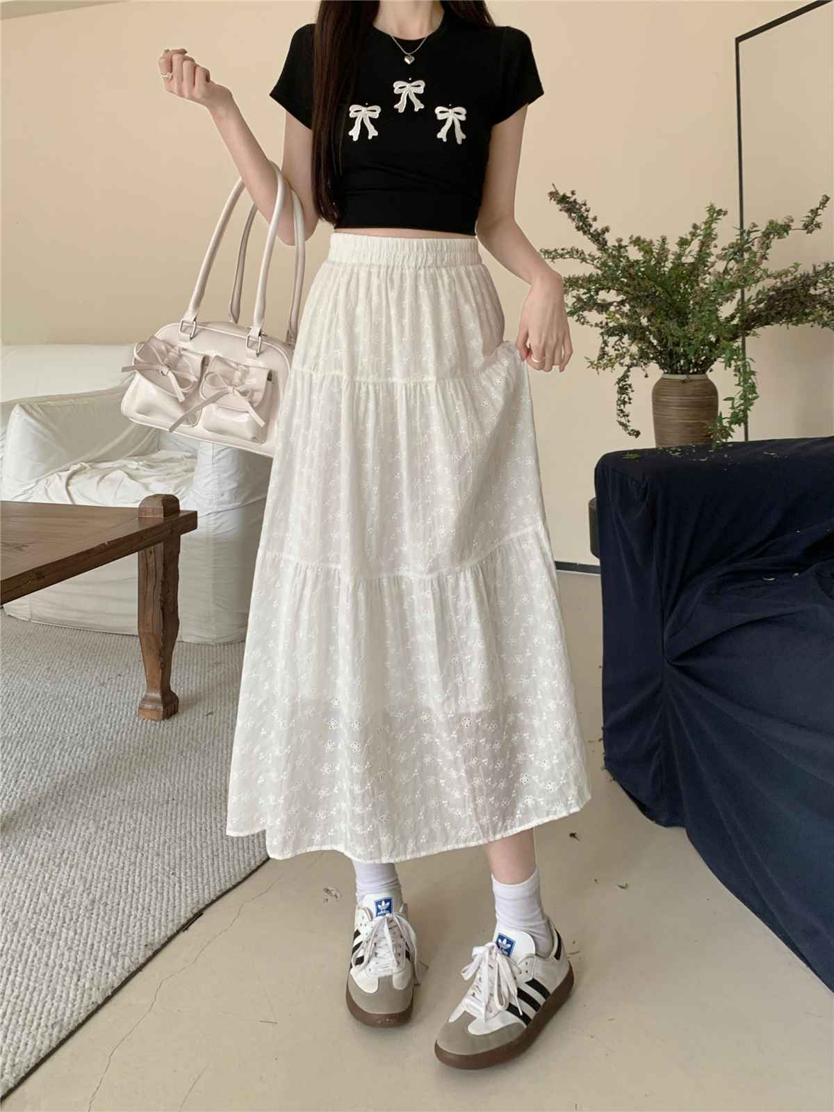 实拍 刺绣白色半身裙女夏季新款小个子松紧高腰显瘦遮胯大摆裙子