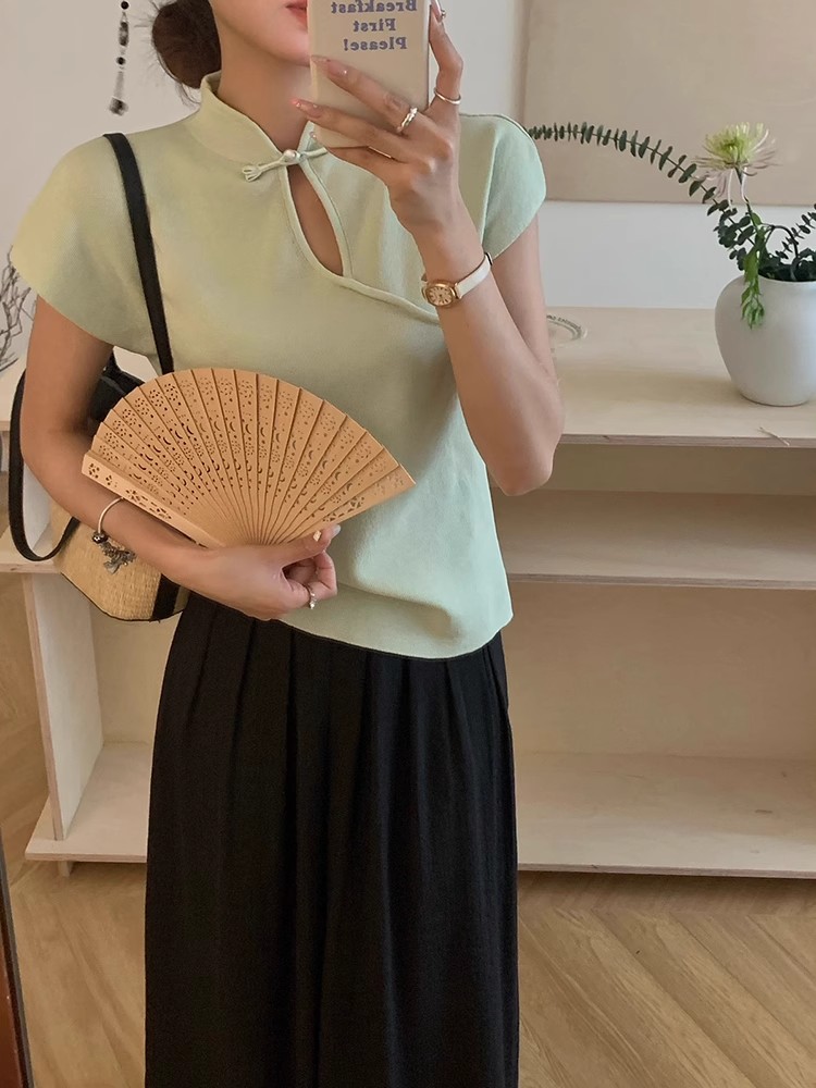 新中式国风盘扣立领短袖针织衫女款夏季设计感薄款镂空飞飞袖上衣