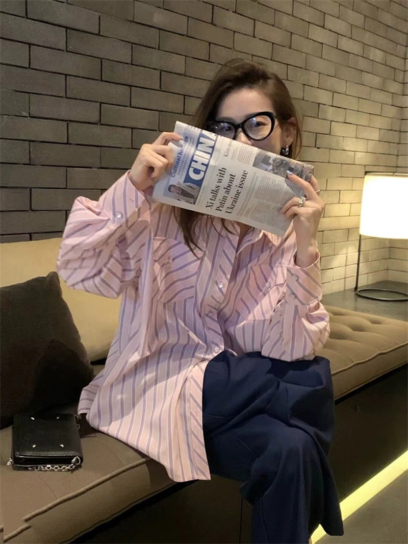 2024 spring new Korean style loose, slim and high-end pink striped shirt tops for women with niche design