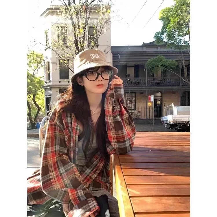 Spring retro plaid long-sleeved shirt jacket for women 2024 new early autumn Korean style fashion student outer top