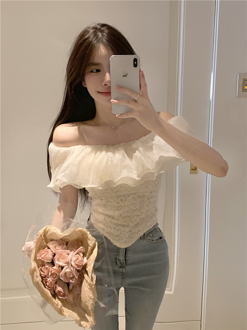 Real shot of irregular and chic tops for women, new summer design, fashionable ruffled one-shoulder shirts