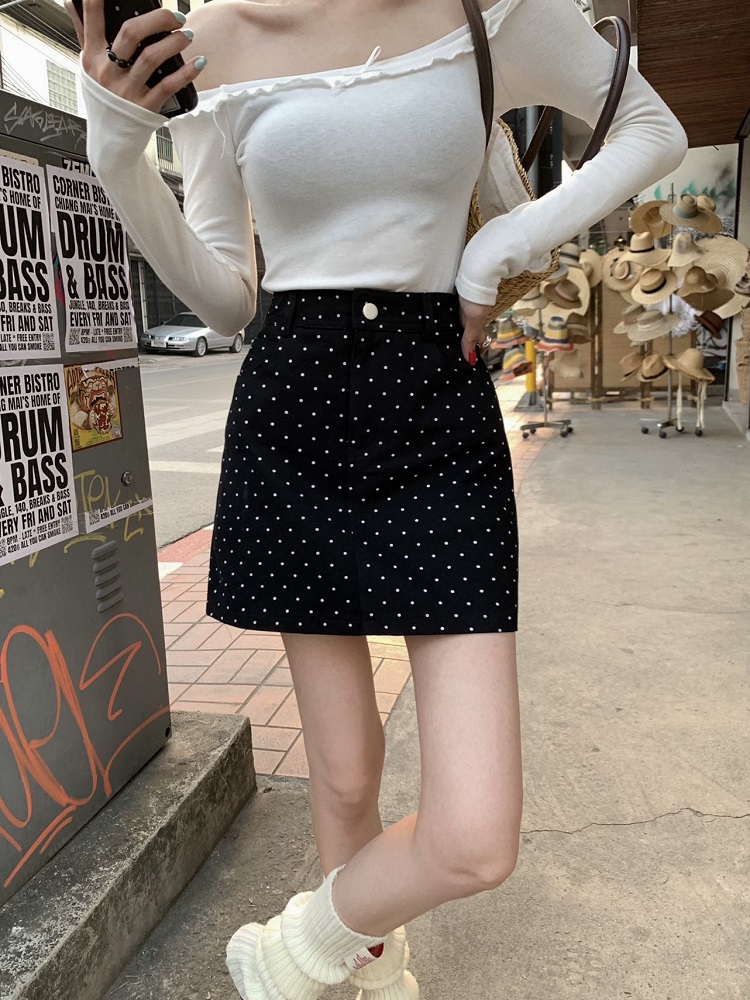 Real shot of sweet and cool retro polka-dot denim skirt 2024 summer new high-waist slim hip skirt A-line short skirt