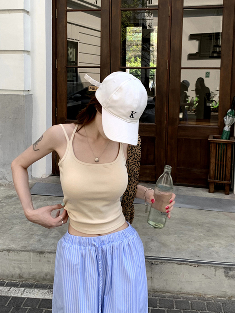 Actual shot~Spring and summer new style~Cross small sling women can wear round neck vest, beautiful back, integrated inner top