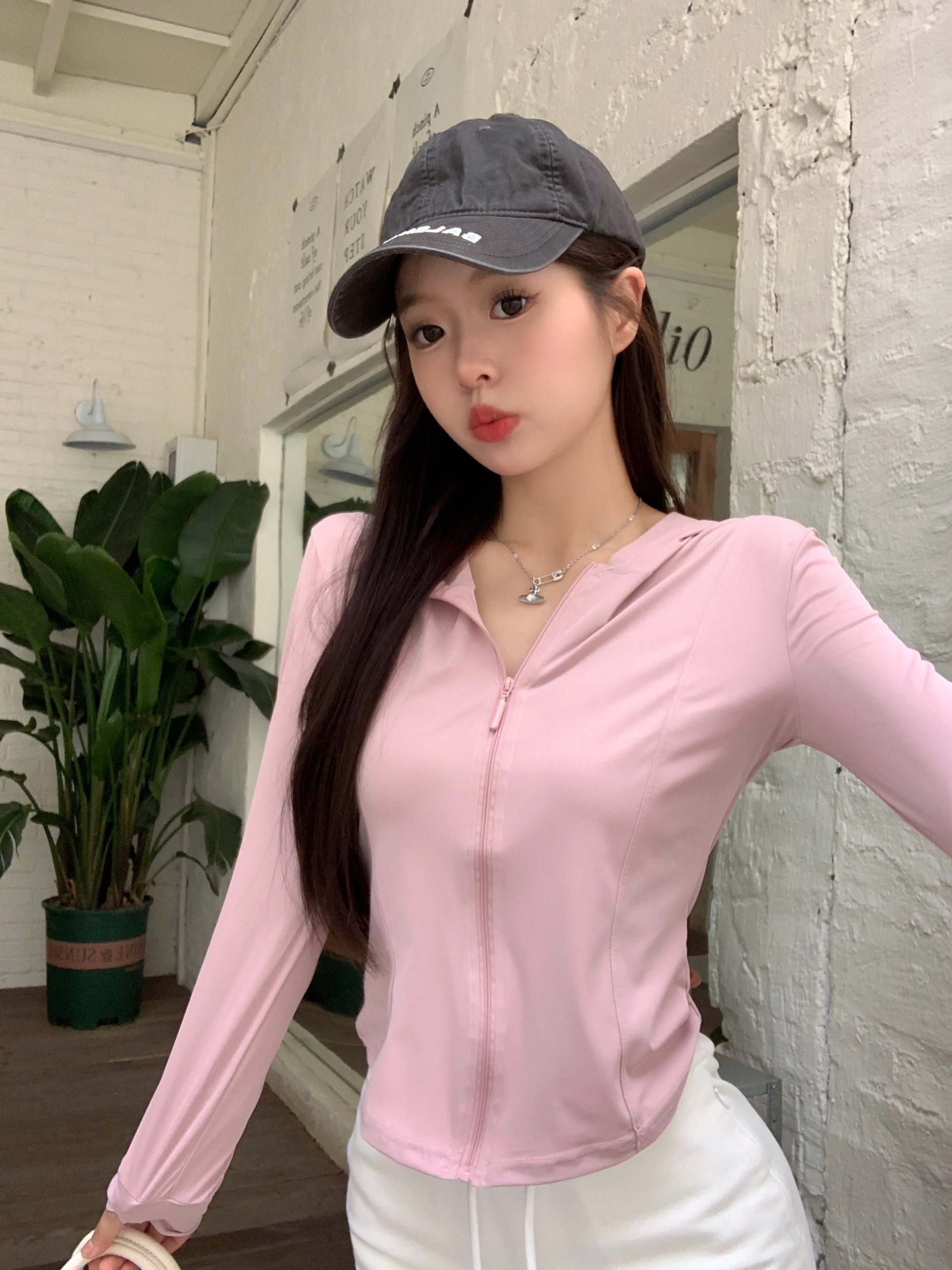 Actual shot of new women's sun protection clothing, anti-UV summer icy breathable thin sun protection clothing sports jacket