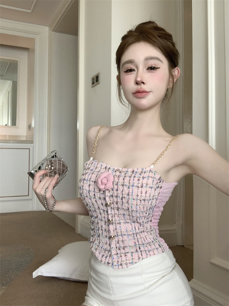 Xiaoxiang style pink tweed vest for women, high-end flower gold chain suspender tube top real shot