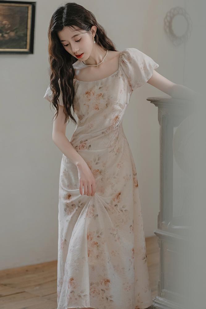 法式碎花連衣裙茶歇裙收腰碎花小裙子茶歇連衣裙女夏季新款