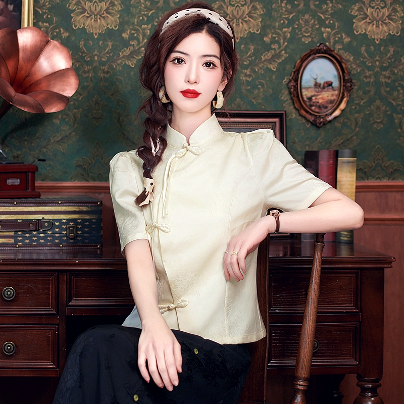 立領泡泡袖襯衫女夏季短袖設計感小眾提花新中式復古盤扣女上衣