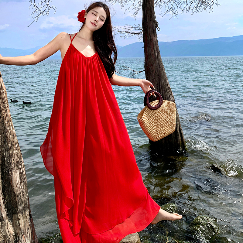 實拍海邊旅游紅色度假連衣裙沙漠拍照高級感紅色飄逸沙灘裙