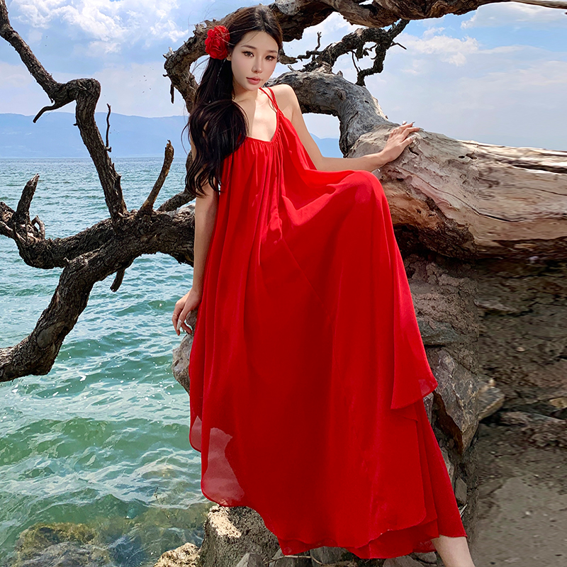 實拍海邊旅游紅色度假連衣裙沙漠拍照高級感紅色飄逸沙灘裙