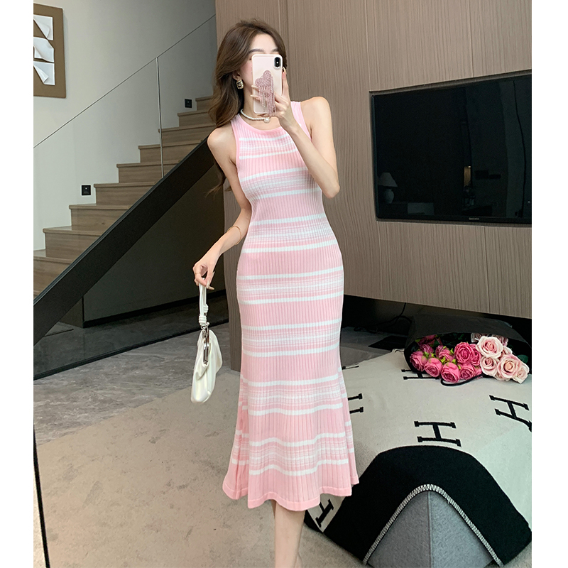 實拍針織吊帶連衣裙女夏款修身顯瘦過膝背心裙長款條紋打底裙