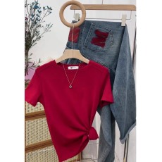 批发夏季今年流行的<b class='q'>女装</b>搭配港风chic上衣设计感小众红色短袖T恤套装