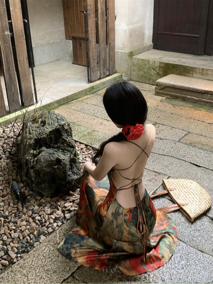 實拍實價 度假露背油畫魚尾連衣裙長款