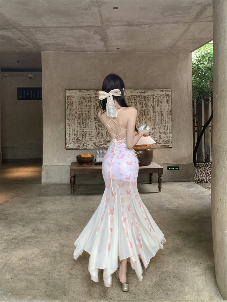 實拍實價 辣妹露背蝴蝶印花吊帶魚尾連衣裙長款