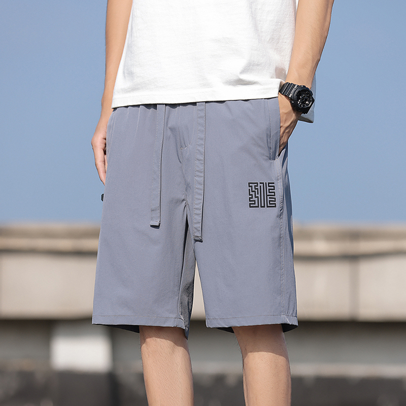 2025夏季新款冰絲休閑短褲男寬松百搭速干透氣簡約刺繡五分褲